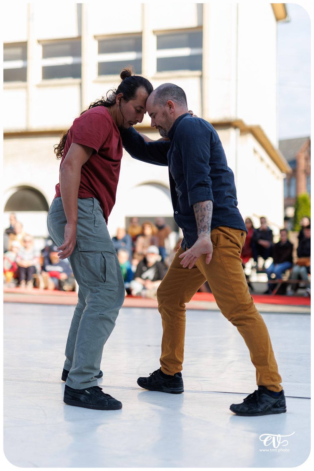 NO MAN'S LAND (CIE DARUMA)